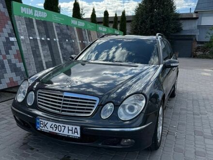 Сірий Мерседес Е-Клас, об'ємом двигуна 2.69 л та пробігом 320 тис. км за 4950 $, фото 1 на Automoto.ua
