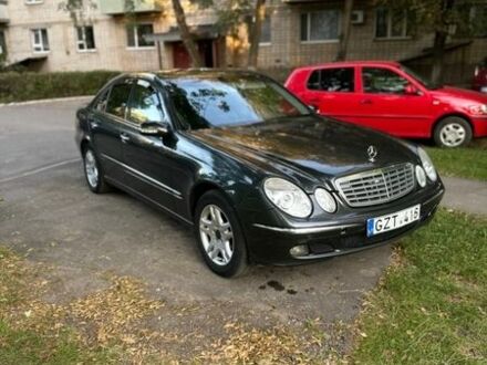 Сірий Мерседес Е-Клас, об'ємом двигуна 2.7 л та пробігом 380 тис. км за 4000 $, фото 1 на Automoto.ua