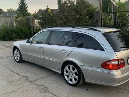 Серый Мерседес Е-Класс, объемом двигателя 3.2 л и пробегом 370 тыс. км за 3454 $, фото 1 на Automoto.ua