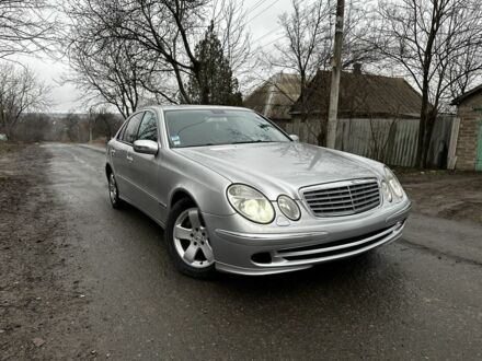 Сірий Мерседес Е-Клас, об'ємом двигуна 2.7 л та пробігом 360 тис. км за 3300 $, фото 1 на Automoto.ua