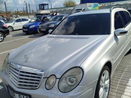 Мерседес Е-Клас 2004 у Снигиревке на Automoto.ua Сірий Мерседес Е-Клас, об'ємом двигуна 0 л та пробігом 450 тис. км за 4050 $, фото 1 на Automoto.ua