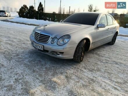 Сірий Мерседес Е-Клас, об'ємом двигуна 2.2 л та пробігом 375 тис. км за 7100 $, фото 1 на Automoto.ua