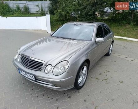 Серый Мерседес Е-Класс, объемом двигателя 2.7 л и пробегом 282 тыс. км за 7400 $, фото 1 на Automoto.ua