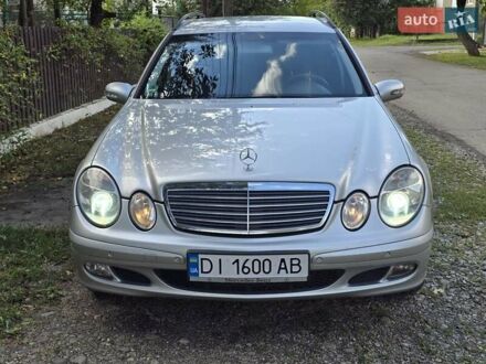 Серый Мерседес Е-Класс, объемом двигателя 2.2 л и пробегом 260 тыс. км за 7200 $, фото 1 на Automoto.ua