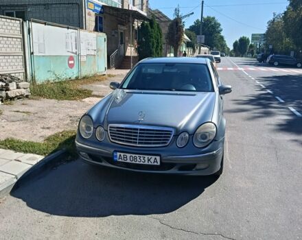 Сірий Мерседес Е-Клас, об'ємом двигуна 2.1 л та пробігом 3 тис. км за 6600 $, фото 1 на Automoto.ua