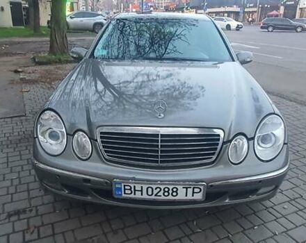 Серый Мерседес Е-Класс, объемом двигателя 1.8 л и пробегом 385 тыс. км за 5500 $, фото 1 на Automoto.ua