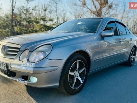 Серый Мерседес Е-Класс, объемом двигателя 3.2 л и пробегом 202 тыс. км за 4800 $, фото 1 на Automoto.ua