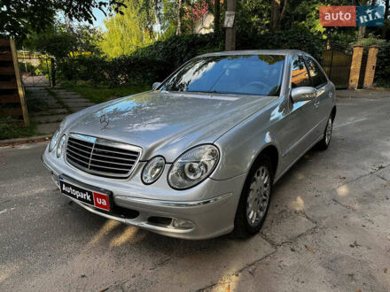 Мерседес Е-Класс 2004 в Киеве на Automoto.ua Серый Мерседес Е-Класс, объемом двигателя 2.6 л и пробегом 445 тыс. км за 6980 $, фото 1 на Automoto.ua