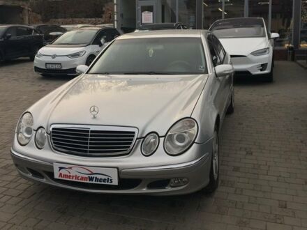 Сірий Мерседес Е-Клас, об'ємом двигуна 2.7 л та пробігом 275 тис. км за 7900 $, фото 1 на Automoto.ua