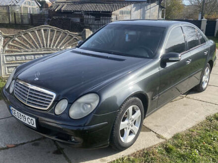 Серый Мерседес Е-Класс, объемом двигателя 2.2 л и пробегом 297 тыс. км за 7000 $, фото 1 на Automoto.ua