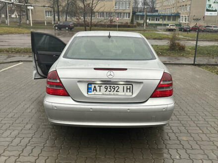 Серый Мерседес Е-Класс, объемом двигателя 2.7 л и пробегом 349 тыс. км за 8800 $, фото 1 на Automoto.ua