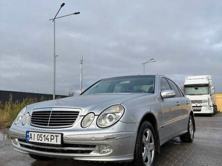 Серый Мерседес Е-Класс, объемом двигателя 3.2 л и пробегом 500 тыс. км за 6000 $, фото 1 на Automoto.ua