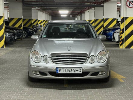 Серый Мерседес Е-Класс, объемом двигателя 2.15 л и пробегом 306 тыс. км за 7800 $, фото 1 на Automoto.ua