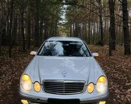 Серый Мерседес Е-Класс, объемом двигателя 3.2 л и пробегом 360 тыс. км за 3100 $, фото 1 на Automoto.ua