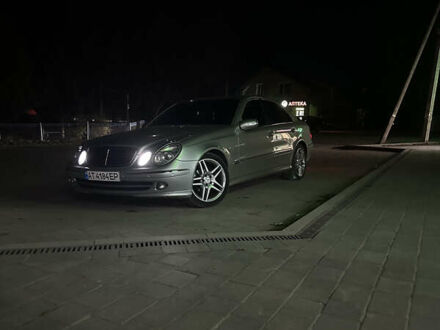 Серый Мерседес Е-Класс, объемом двигателя 2.2 л и пробегом 361 тыс. км за 7500 $, фото 1 на Automoto.ua