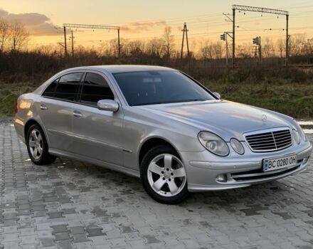 Серый Мерседес Е-Класс, объемом двигателя 3.2 л и пробегом 367 тыс. км за 8000 $, фото 1 на Automoto.ua