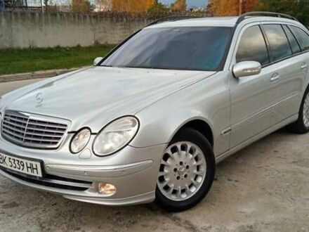Мерседес Е-Клас 2005 у Вараш (Кузнецовськ) на Automoto.ua Сірий Мерседес Е-Клас, об'ємом двигуна 1.8 л та пробігом 322 тис. км за 6300 $, фото 1 на Automoto.ua