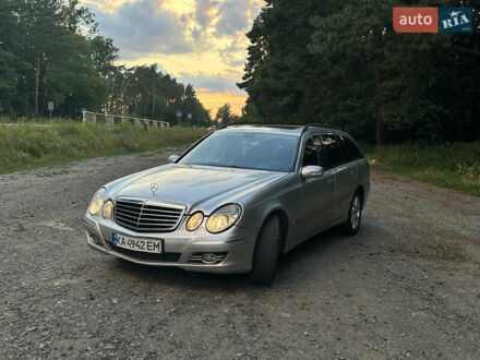 Мерседес Е-Класс 2005 в Владимир-Волынский на Automoto.ua Серый Мерседес Е-Класс, объемом двигателя 3.2 л и пробегом 451 тыс. км за 5900 $, фото 1 на Automoto.ua