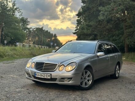 Мерседес Е-Класс 2005 в Владимир-Волынский на Automoto.ua Серый Мерседес Е-Класс, объемом двигателя 3.2 л и пробегом 451 тыс. км за 6150 $, фото 1 на Automoto.ua