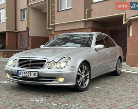 Серый Мерседес Е-Класс, объемом двигателя 3.2 л и пробегом 308 тыс. км за 8250 $, фото 1 на Automoto.ua