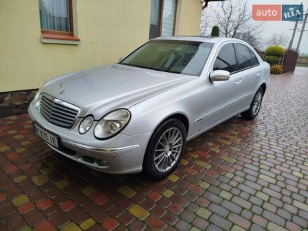 Серый Мерседес Е-Класс, объемом двигателя 1.8 л и пробегом 172 тыс. км за 7500 $, фото 1 на Automoto.ua