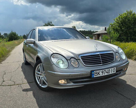 Сірий Мерседес Е-Клас, об'ємом двигуна 3 л та пробігом 378 тис. км за 8499 $, фото 1 на Automoto.ua