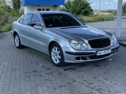 Сірий Мерседес Е-Клас, об'ємом двигуна 0 л та пробігом 205 тис. км за 2650 $, фото 1 на Automoto.ua