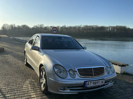 Сірий Мерседес Е-Клас, об'ємом двигуна 3.22 л та пробігом 308 тис. км за 6800 $, фото 1 на Automoto.ua