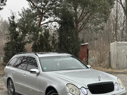 Серый Мерседес Е-Класс, объемом двигателя 2.2 л и пробегом 270 тыс. км за 6500 $, фото 1 на Automoto.ua