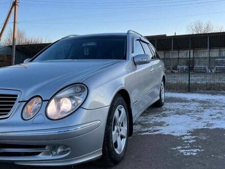 Сірий Мерседес Е-Клас, об'ємом двигуна 3.2 л та пробігом 410 тис. км за 6300 $, фото 1 на Automoto.ua