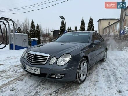Сірий Мерседес Е-Клас, об'ємом двигуна 2.2 л та пробігом 352 тис. км за 8200 $, фото 1 на Automoto.ua