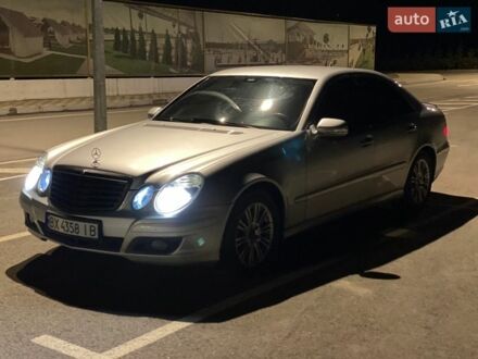 Сірий Мерседес Е-Клас, об'ємом двигуна 1.8 л та пробігом 300 тис. км за 5900 $, фото 1 на Automoto.ua