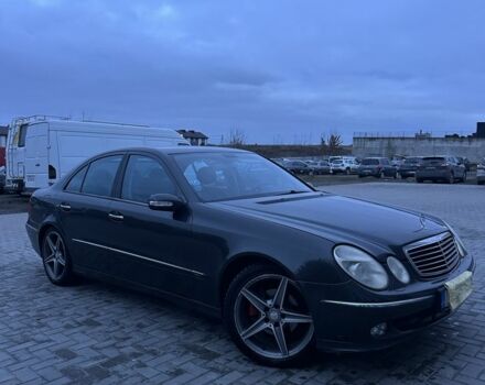 Сірий Мерседес Е-Клас, об'ємом двигуна 2.7 л та пробігом 327 тис. км за 4150 $, фото 1 на Automoto.ua
