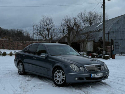Сірий Мерседес Е-Клас, об'ємом двигуна 2.2 л та пробігом 358 тис. км за 7500 $, фото 1 на Automoto.ua