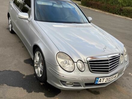 Мерседес Е-Класс 2006 в Вознесенске на Automoto.ua Серый Мерседес Е-Класс, объемом двигателя 3 л и пробегом 266 тыс. км за 10900 $, фото 1 на Automoto.ua