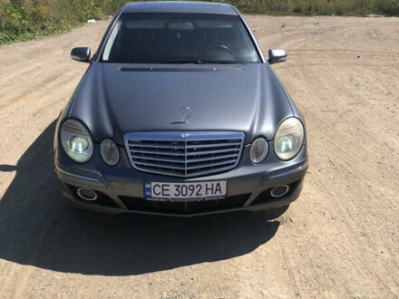 Мерседес Е-Класс 2006 в Черновцах на Automoto.ua Серый Мерседес Е-Класс, объемом двигателя 3.5 л и пробегом 270 тыс. км за 6700 $, фото 1 на Automoto.ua