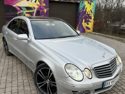 Серый Мерседес Е-Класс, объемом двигателя 2.15 л и пробегом 325 тыс. км за 7500 $, фото 1 на Automoto.ua