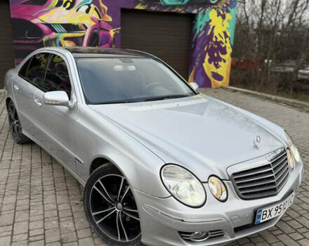 Сірий Мерседес Е-Клас, об'ємом двигуна 2.15 л та пробігом 325 тис. км за 7500 $, фото 1 на Automoto.ua