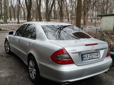 Серый Мерседес Е-Класс, объемом двигателя 1.8 л и пробегом 244 тыс. км за 8500 $, фото 1 на Automoto.ua