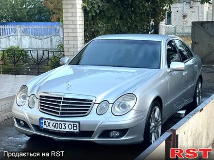 Мерседес Е-Класс 2006 в Сахновщине на Automoto.ua Серый Мерседес Е-Класс, объемом двигателя 1.8 л и пробегом 249 тыс. км за 8700 $, фото 1 на Automoto.ua