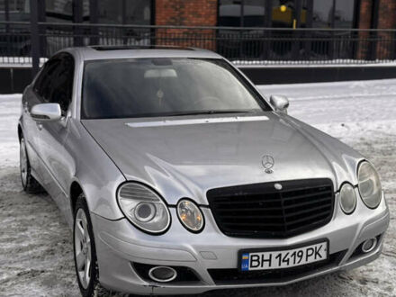 Серый Мерседес Е-Класс, объемом двигателя 2.1 л и пробегом 286 тыс. км за 6200 $, фото 1 на Automoto.ua