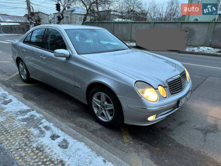 Мерседес Е-Класс 2006 в Одессе на Automoto.ua Серый Мерседес Е-Класс, объемом двигателя 2.8 л и пробегом 360 тыс. км за 4900 $, фото 1 на Automoto.ua