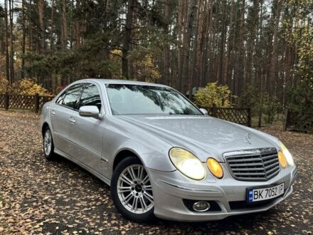 Сірий Мерседес Е-Клас, об'ємом двигуна 2.1 л та пробігом 441 тис. км за 4300 $, фото 1 на Automoto.ua