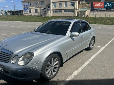 Мерседес Е-Класс 2007 в Виннице на Automoto.ua Серый Мерседес Е-Класс, объемом двигателя 2.99 л и пробегом 300 тыс. км за 8800 $, фото 1 на Automoto.ua