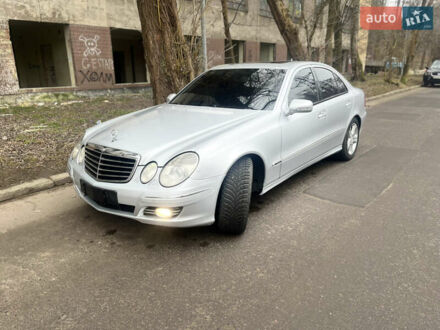 Мерседес Е-Класс 2007 в Львове на Automoto.ua Серый Мерседес Е-Класс, объемом двигателя 1.8 л и пробегом 190 тыс. км за 7400 $, фото 1 на Automoto.ua