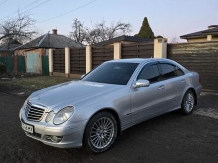 Сірий Мерседес Е-Клас, об'ємом двигуна 3 л та пробігом 200 тис. км за 5500 $, фото 1 на Automoto.ua