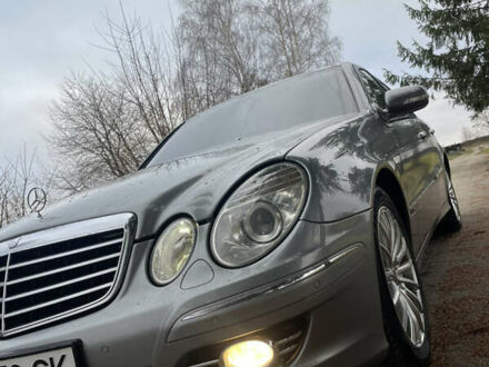 Серый Мерседес Е-Класс, объемом двигателя 2.99 л и пробегом 373 тыс. км за 8900 $, фото 1 на Automoto.ua