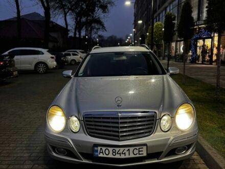 Серый Мерседес Е-Класс, объемом двигателя 2.2 л и пробегом 560 тыс. км за 6200 $, фото 1 на Automoto.ua
