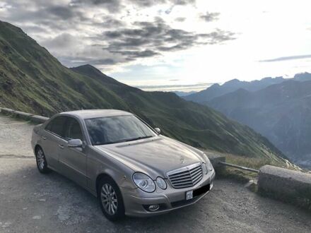 Мерседес Е-Класс 2007 в Борисполе на Automoto.ua Серый Мерседес Е-Класс, объемом двигателя 1.8 л и пробегом 240 тыс. км за 9700 $, фото 1 на Automoto.ua