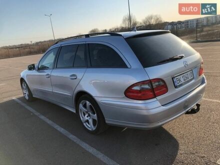 Сірий Мерседес Е-Клас, об'ємом двигуна 2.2 л та пробігом 372 тис. км за 7700 $, фото 1 на Automoto.ua